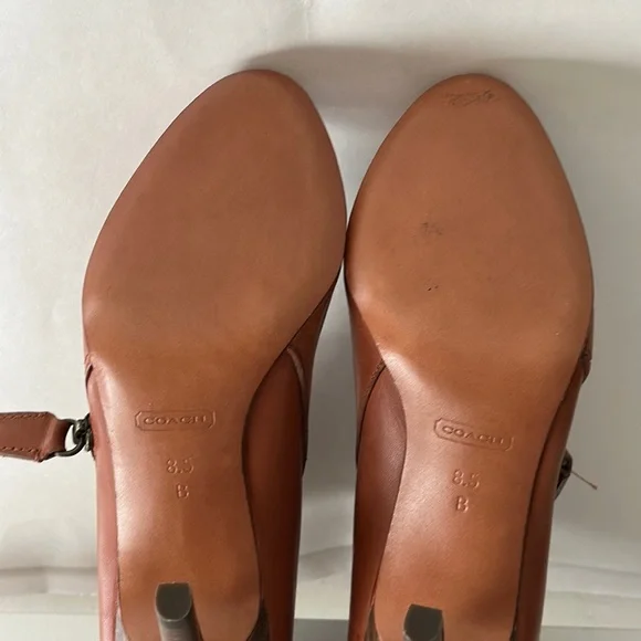 Coach- Mackenna CC logo ankle boot - Picture 4 of 16